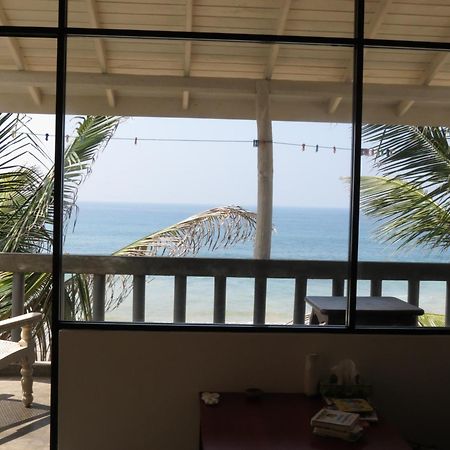 Mountain Wave Hotel And Surfshop Hikkaduwa Ruang foto